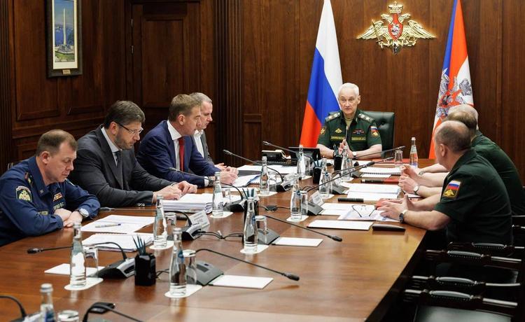 Гладков доложил о разминировании приграничья министру обороны РФ Андрею Белоусову Гладков доложил о разминировании приграничья министру обороны РФ Андрею Белоусову