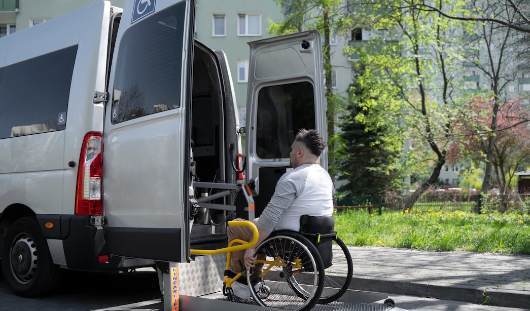 С начала года 417 белгородцев воспользовались социальным такси