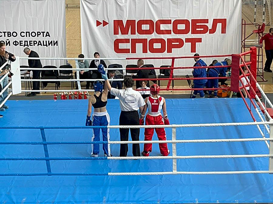 Белгородка досрочно победила в финале чемпионата ЦФО по кикбоксингу