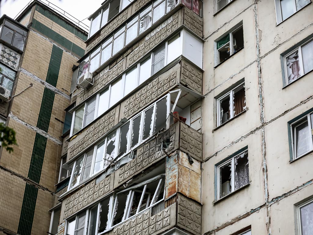 Жители Белгорода рассказали, как стали свидетелями атаки БПЛА на многоэтажку