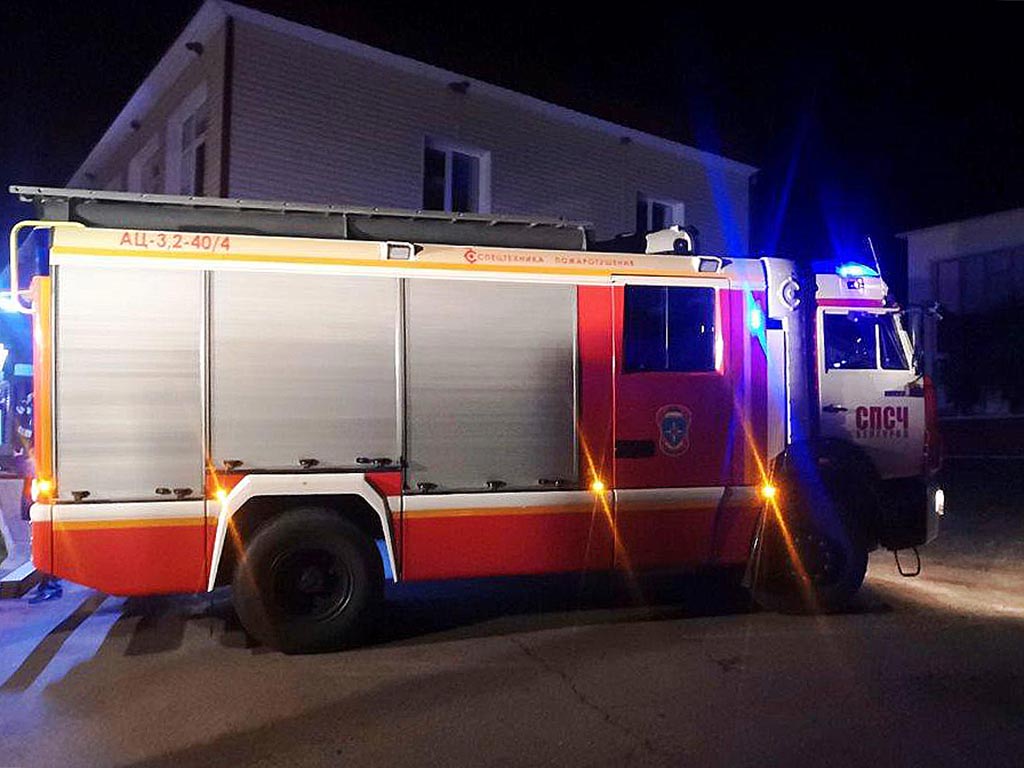 При пожаре в Шебекино пожарные спасли двух детей