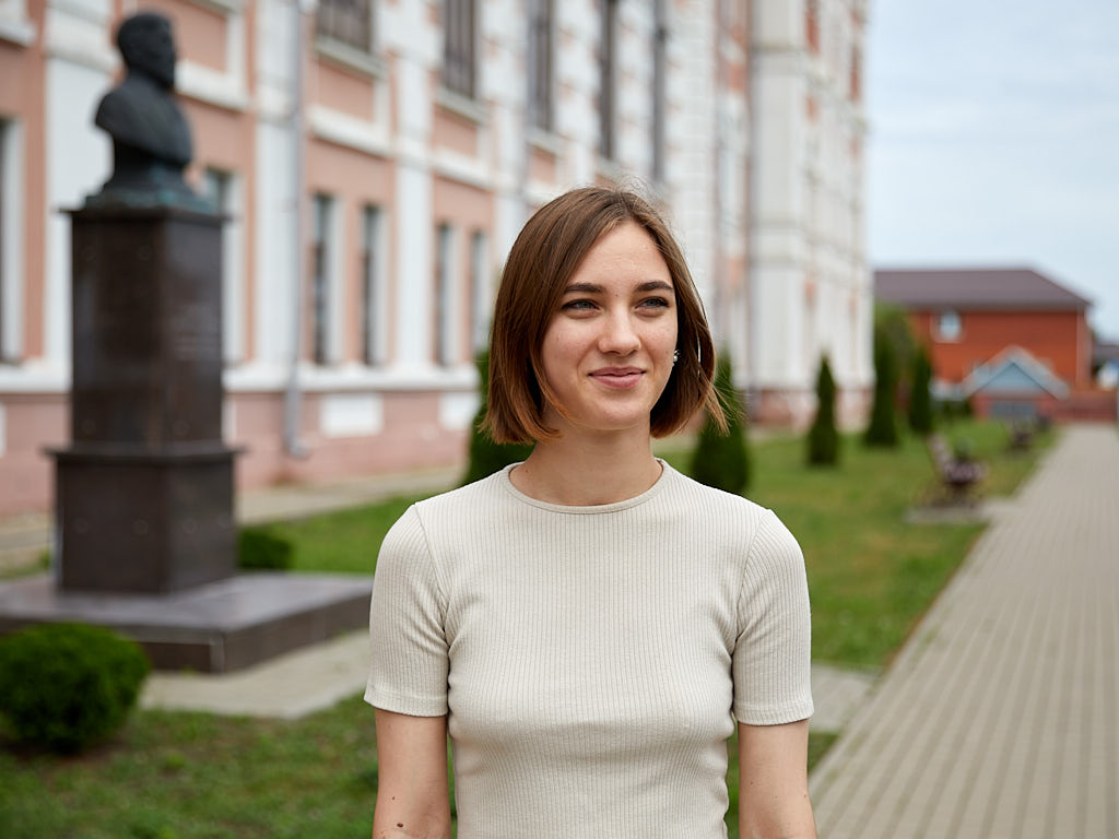 «Помогать априори». Корочанка Даниела Мажарова нашла своё призвание в волонтёрстве