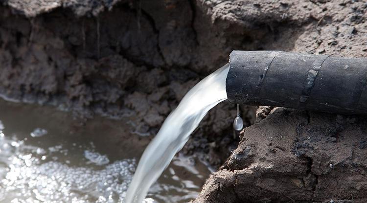 Губернатор отреагировал на жалобы белгородцев о недостатке воды в частных домах