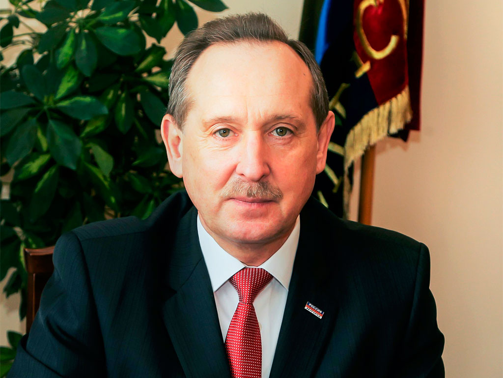 В Белгородской области глава Вейделевского района Анатолий Тарасенко подал в отставку