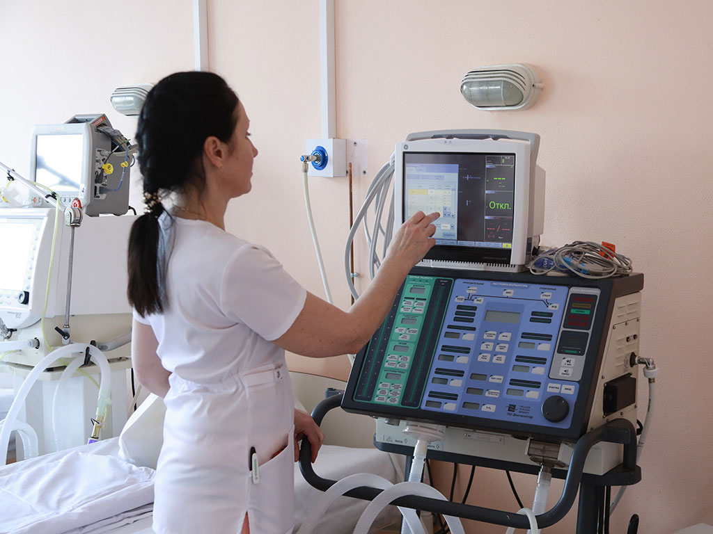 Специальную социальную выплату получили с начала года более 9 тысяч белгородских медиков
