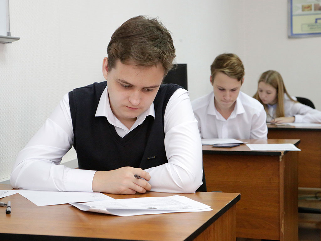 Как белгородские выпускники закончат учебный год
