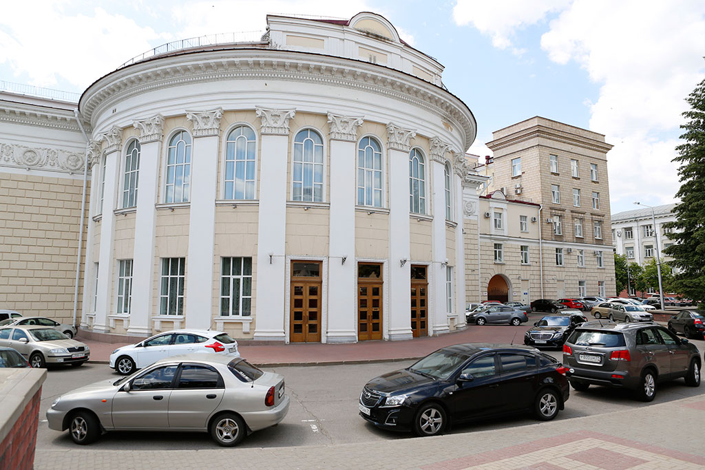 Контрольно-счётную палату Белгородской области возглавил Евгений Петров