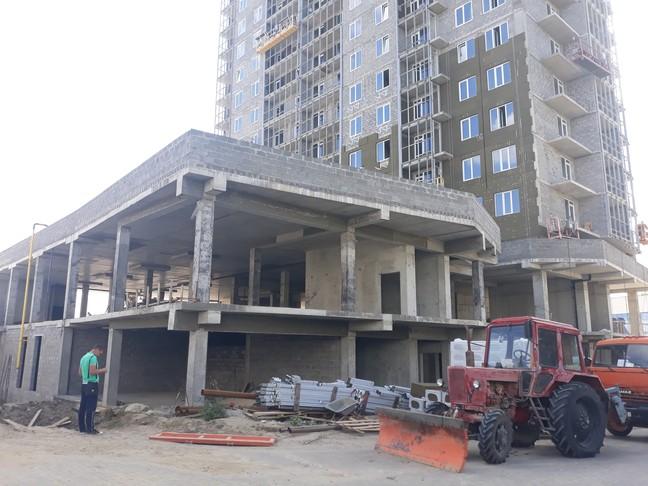 СК задержал подрядчиков строительства дома в Белгороде, откуда упали трое парней